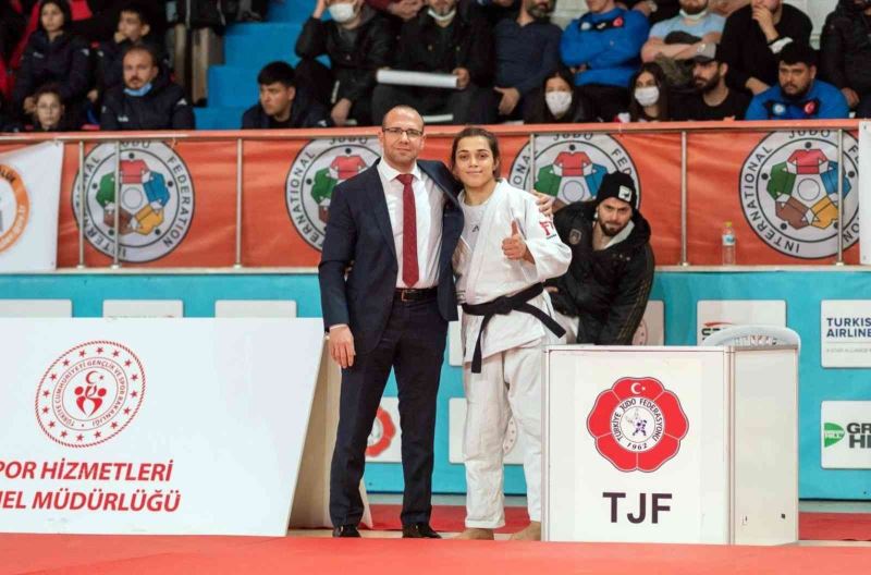 Manisa BBSK’da bir Türkiye şampiyonu da judodan

