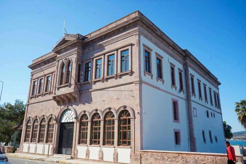 Ayvalık’ta tarihî binaya taşınmak için geri sayım
