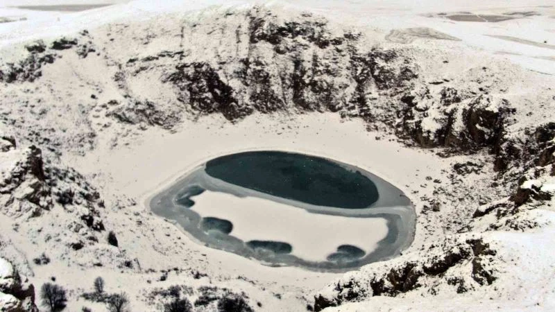 Zara’nın gölleri buz tuttu, ortaya bu manzaralar çıktı
