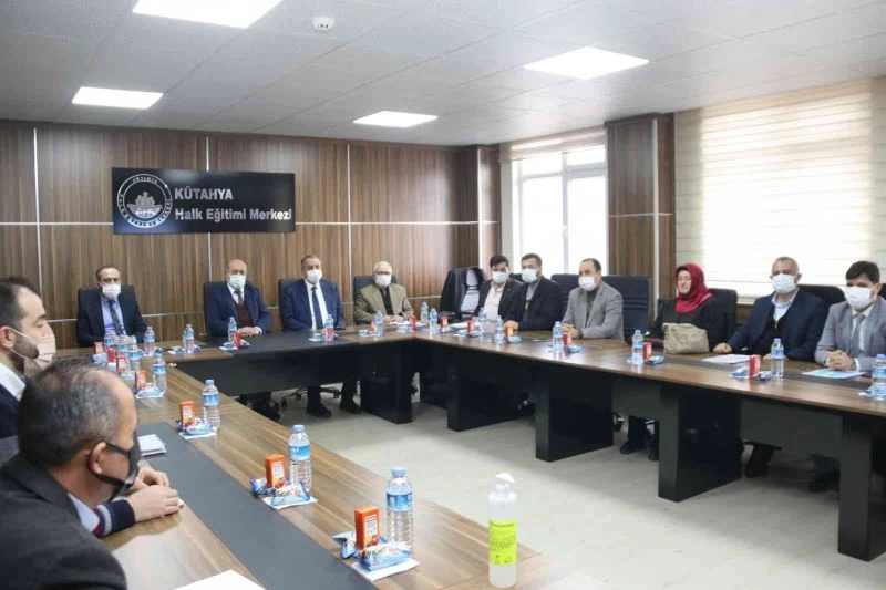 Müdür Başyiğit: “İl genelinde hedefimiz 100 bin kursiyer”
