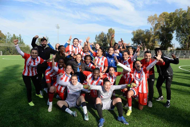 Turkcell Kadın Futbol Süper Ligi: Adana İdman Yurdu Spor: 4 - Çaykur Rizespor: 3