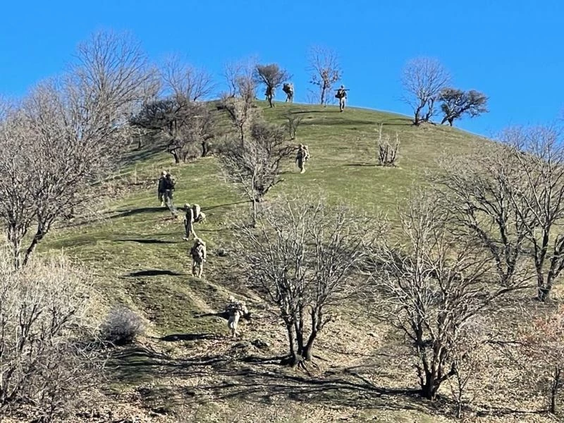 İçişleri Bakanlığınca Batman’da Eren Kış-14 Şehit Jandarma Astsubay Kıdemli Üstçavuş Süleyman Gür Operasyonu başlatıldı
