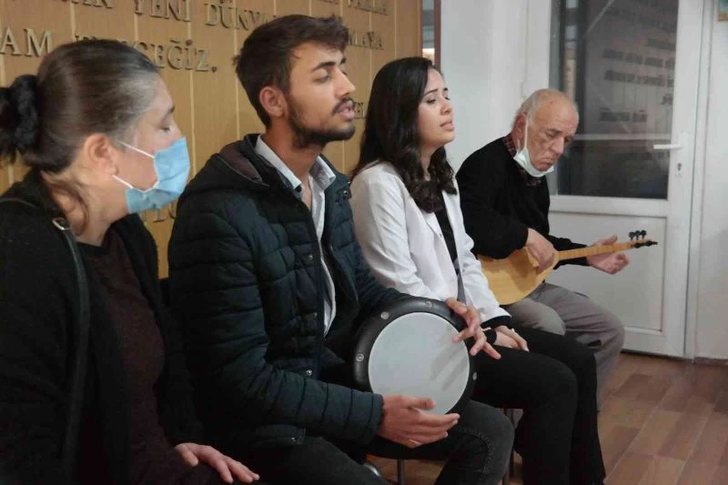 Görme engellilerden anlamlı konser
