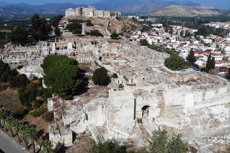 100 yıldır kazı yapılan kilisede Roma İmparatoru ‘Büyük Theodosius’ izleri
