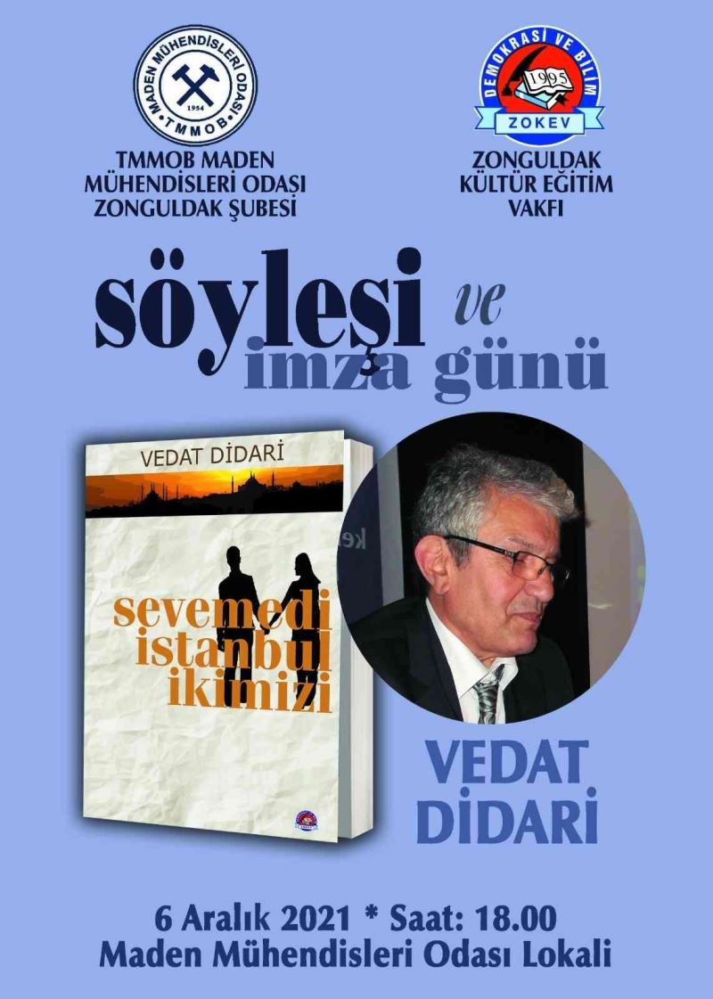 Vedat Didari ilk kitabını imzalıyor
