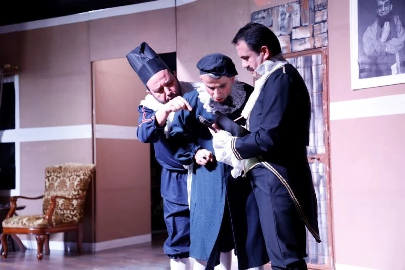 Moliere’nin Cimri’si İnegöllüleri kahkahaya boğdu
