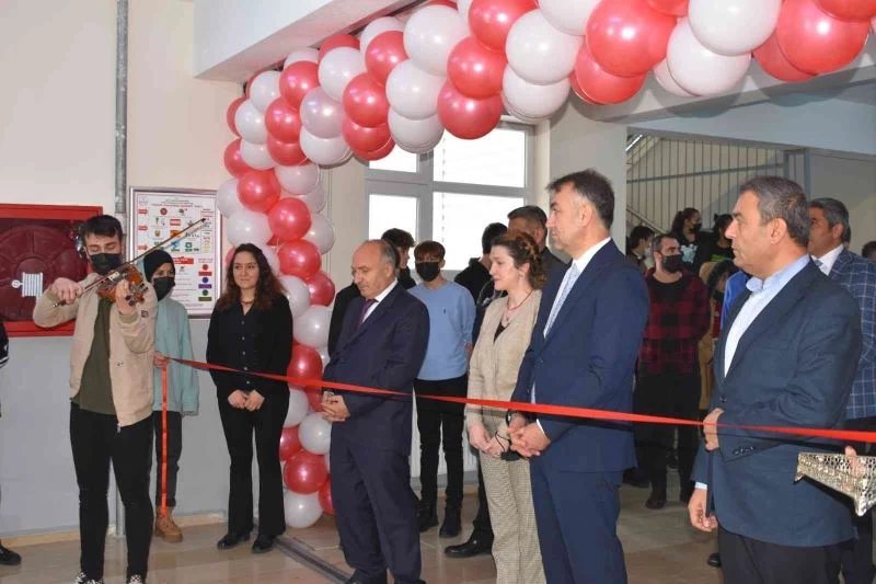 Bitlis’te bir ayda 374 kütüphane yapıldı
