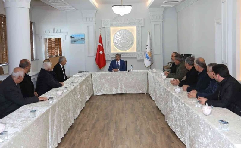 Vali Bilmez’den toplu taşıma kooperatiflerine tarife sözü
