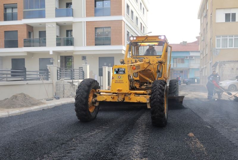 Gaziemir’de 2021 yılında 2 bin 500 ton asfalt serildi
