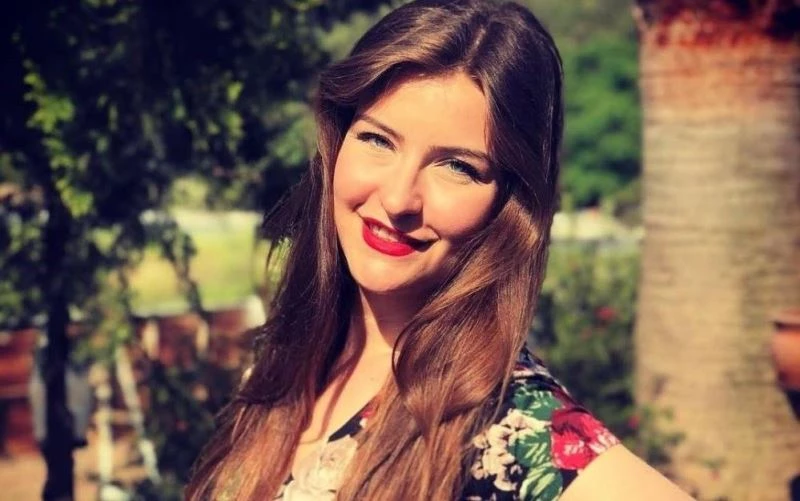 Sonunu getiren şişeyle poz verdiği ortaya çıktı
