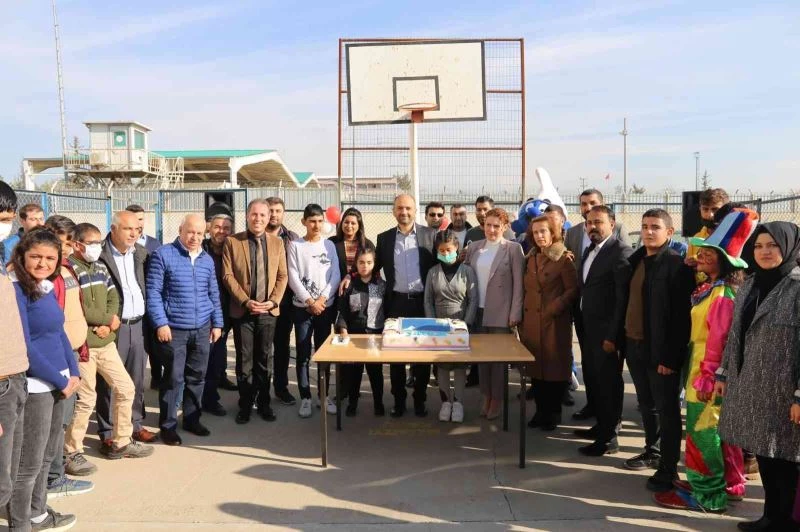 AK Partililer engelliler ile bir araya geldi
