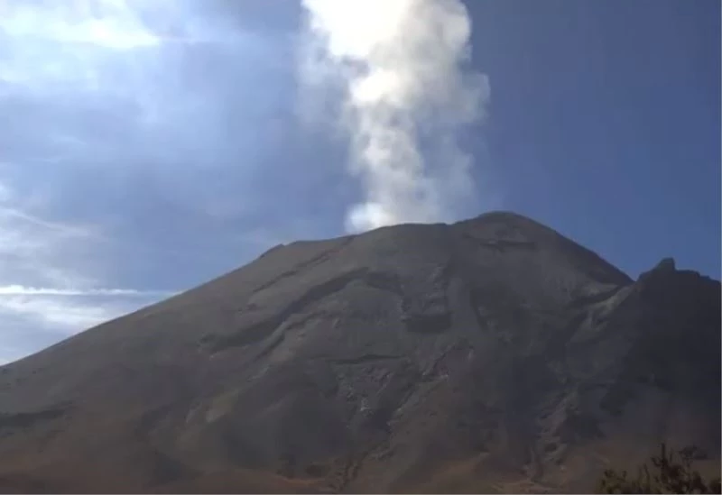 Popocatepetl Yanardağı’nda patlamalar devam ediyor
