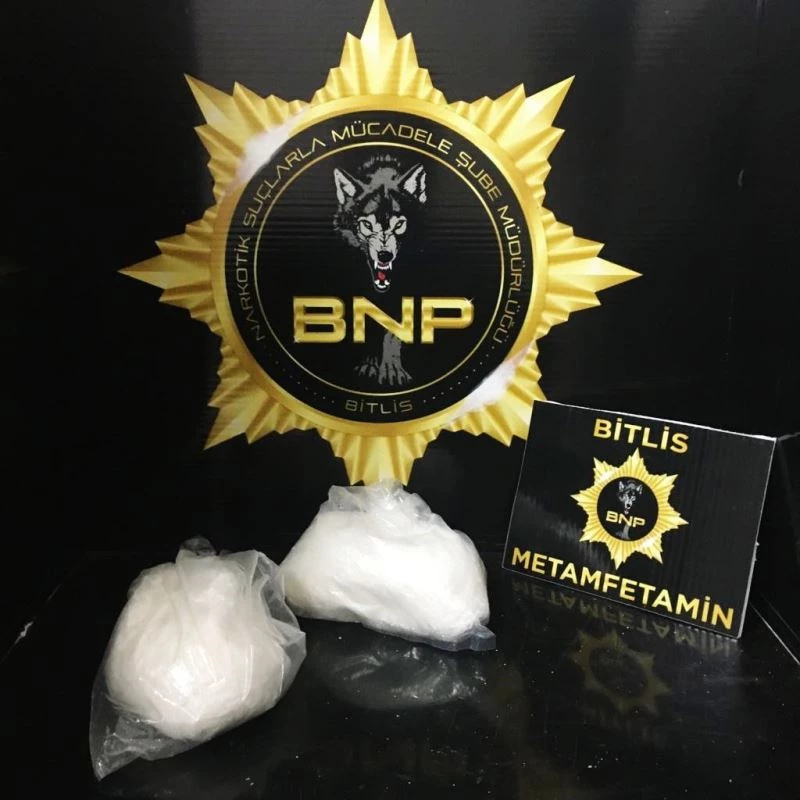 Bitlis’te 813 gram metamfetamin ele geçirildi
