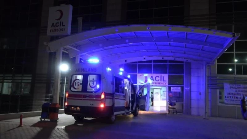 Amcasının oğlunu tabanca ile vurdu, evini ateşe verdi
