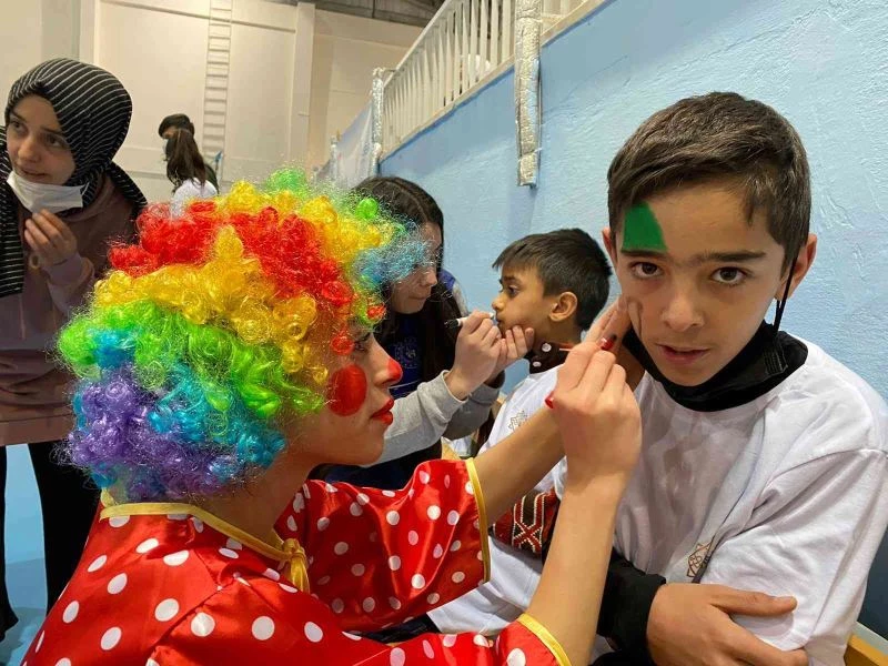 Suşehri’nde engelliler ve gönüllüler günü etkinliği düzenlendi
