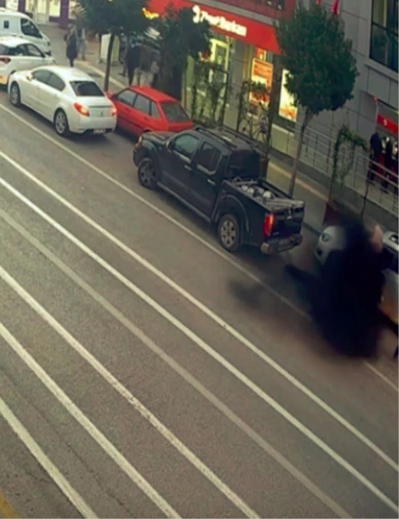 Egzozdan çıkan siyah dumanla görünmez oldular
