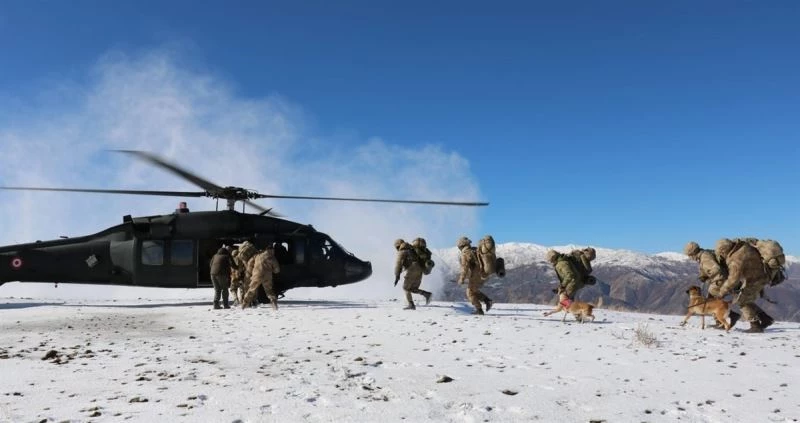 Eren Kış-11 Operasyonu’nda sığınak ve mühimmat ele geçirildi
