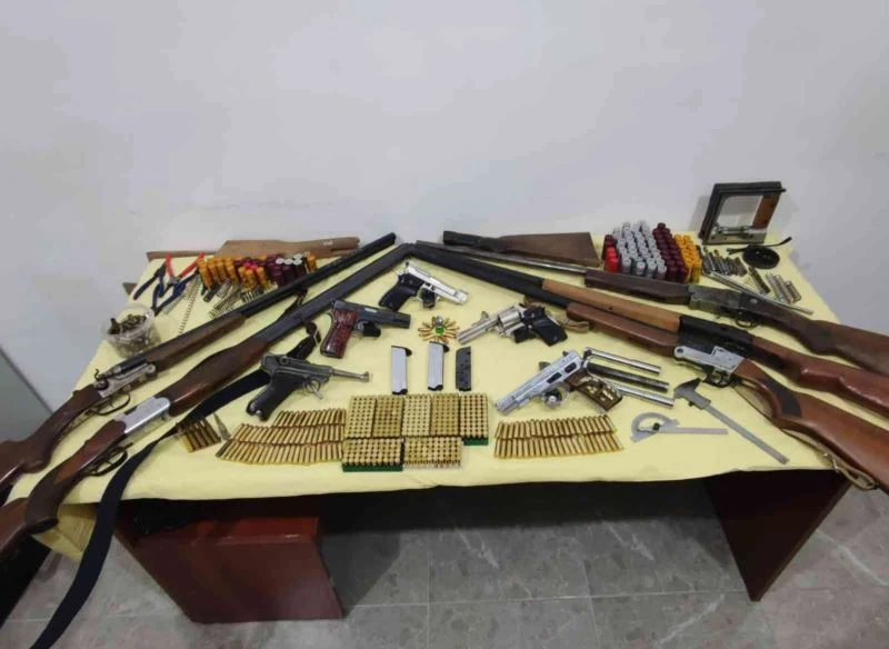 Yasadışı silah imalathanesi kurmuşlar
