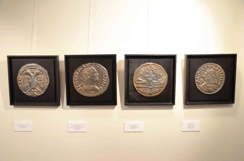 Antik Yunan sikkelerinden kripto paralara uzanan “Zamanın Hazinesi” sergisi açıldı
