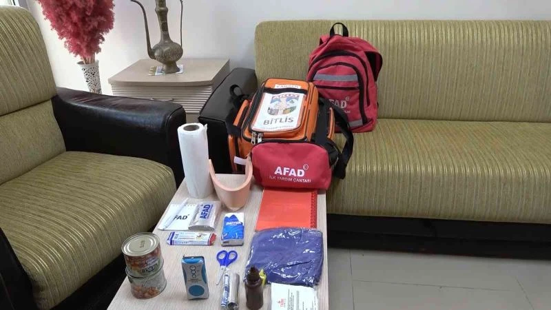 Bitlis AKUT Başkanı Epözdemir: “Deprem öncesi alınacak önlemler hayat kurtarıyor”
