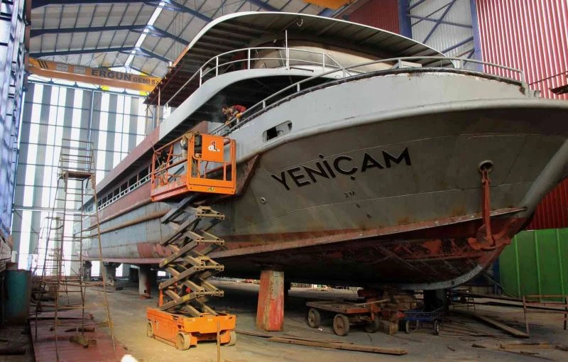 Yılda 10 bin ton çelik bu tersanede gemilere dönüşüyor
