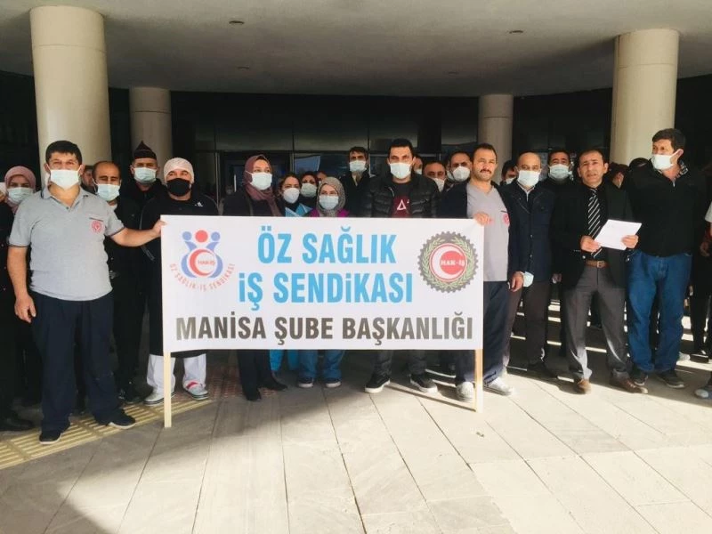 Sağlık işçileri de haklarını istiyor
