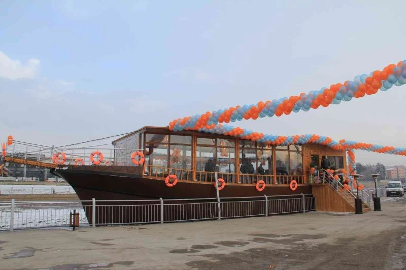 Ağrı’da, bölgenin en sıra dışı kafesi açıldı
