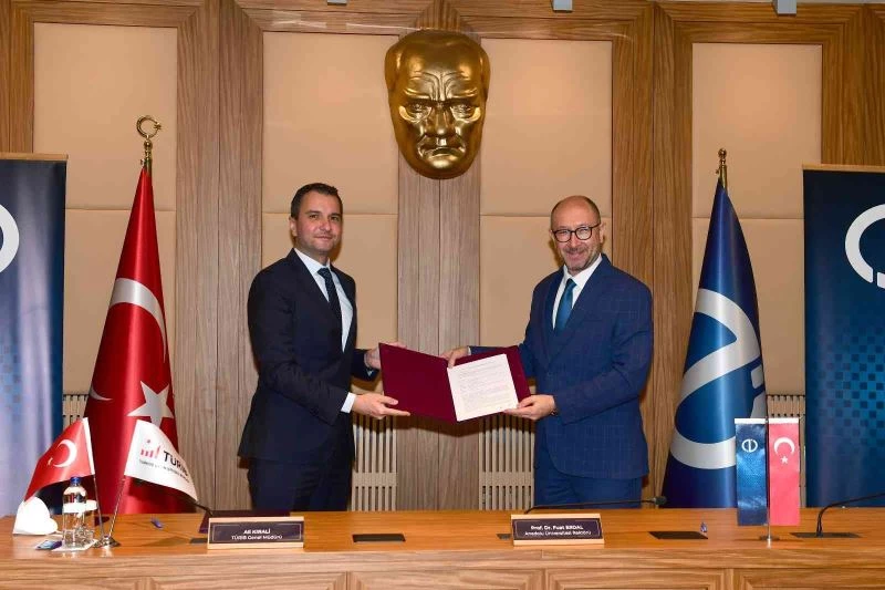 Anadolu Üniversitesi ve TÜRİB arasında iş birliği protokolü imzalandı
