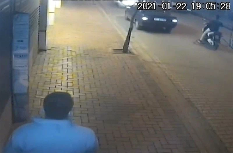 OSMANİYE’DE 150 BİN TL’LİK ALTIN HIRSIZLIĞI KAMERADA