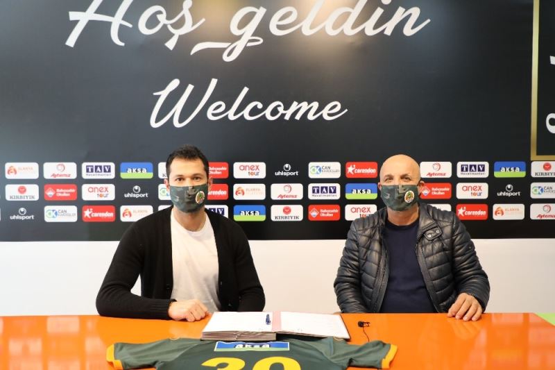 Serkan Kırıntılı Alanyaspor’da!
