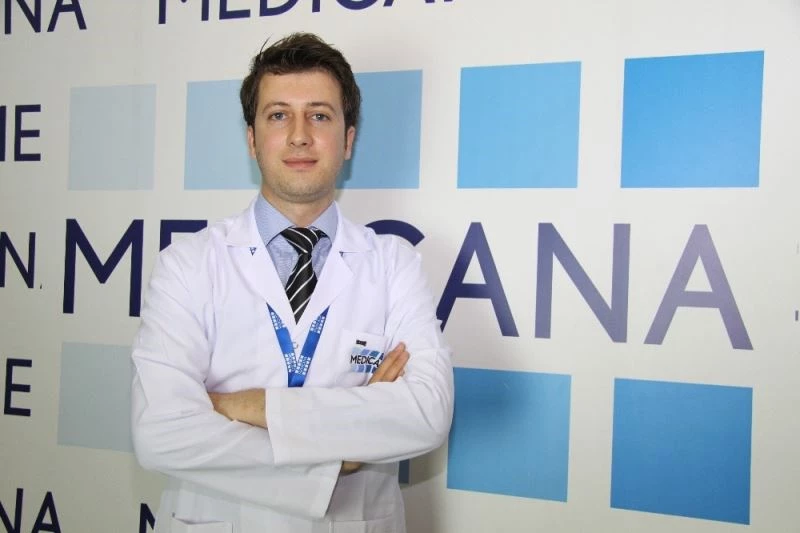 Doç. Dr. Ay: “Meme kanserinde ailesel geçiş olabilir”
