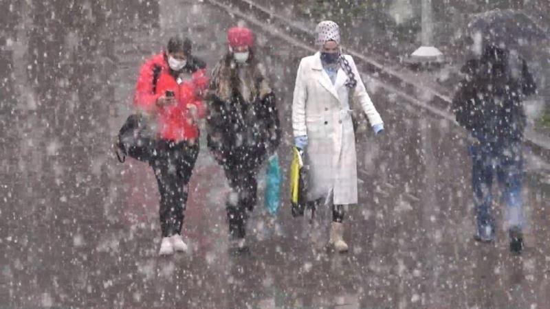 Dondurucu soğuk kapıya dayandı: İstanbul’da sıcaklıklar 20 derece birden düşecek
