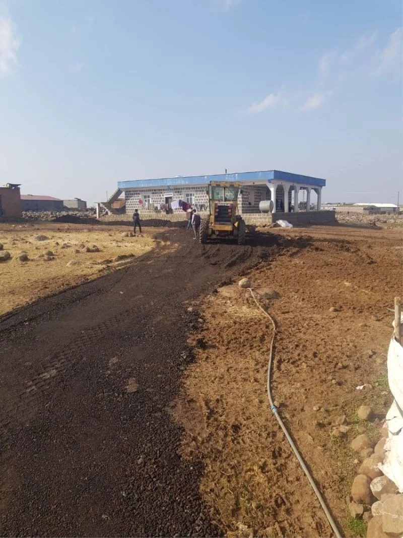 Bağlar’da mezranın 40 yıllık yol sorunu 2 günde çözüldü
