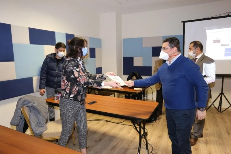 Kepez Belediyesinin Yabancı Diller Akademisi’nin 3. dönem eğitimleri başlıyor
