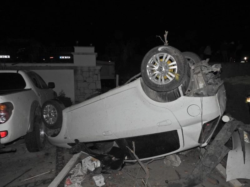 İzmir’de hortum faciası: Evlerin çatıları uçtu, arabalar ters döndü, tekneler alabora oldu
