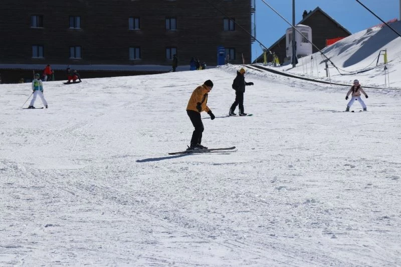 Kartalkaya’da sömestr tatili yoğunluğu
