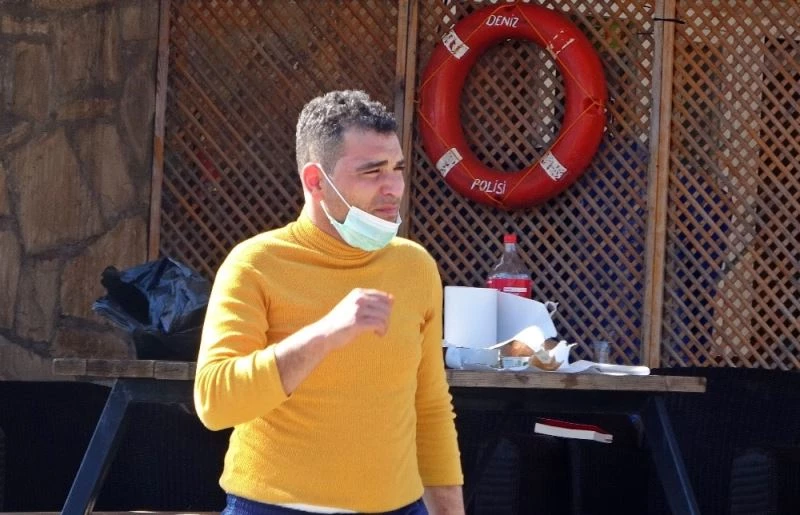 Ceza yiyeceğini düşünüp ağlayan kuryeye polis şefkati
