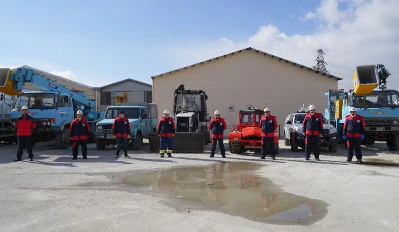 Kar kaplanları, kar yağışına hazırlıklarını tamamladı
