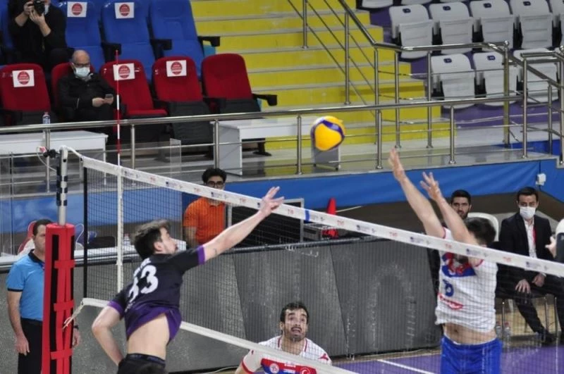 Efeler Ligi: Afyon Belediye Yüntaş: 3 - Tokat Belediye Plevne: 0
