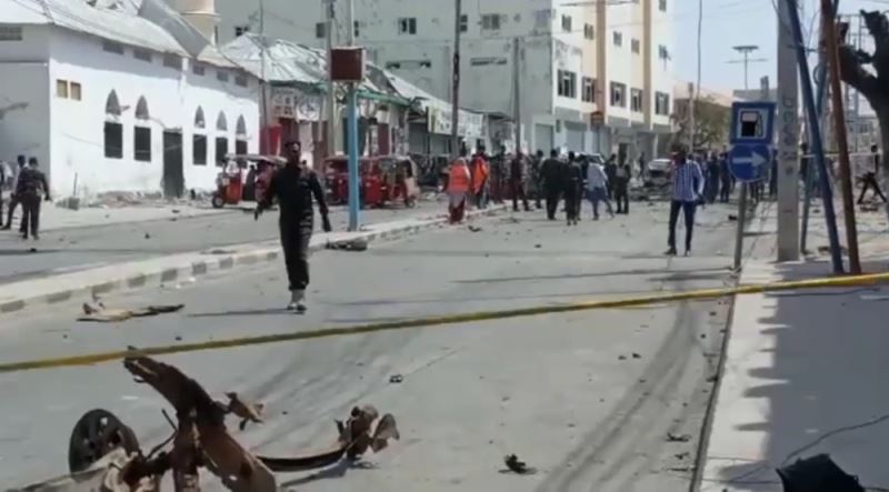 Somali’de parlamento binası önünde patlama: 7 yaralı
