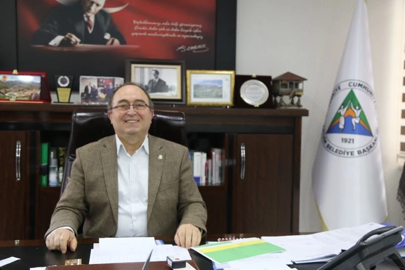 Artvin Belediyesi pandemi süresince kapalı olan iş yerlerinden kira almayacak
