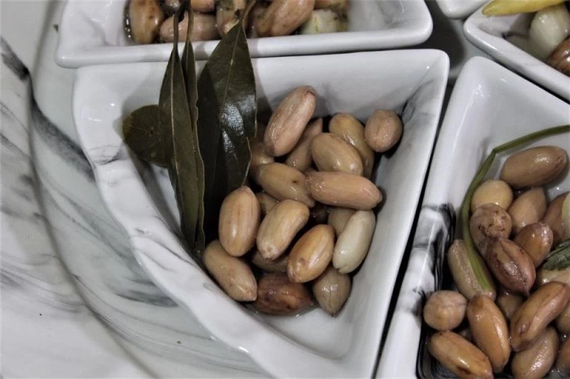 Yer fıstığı turşu olarak da sofraları süsleyecek