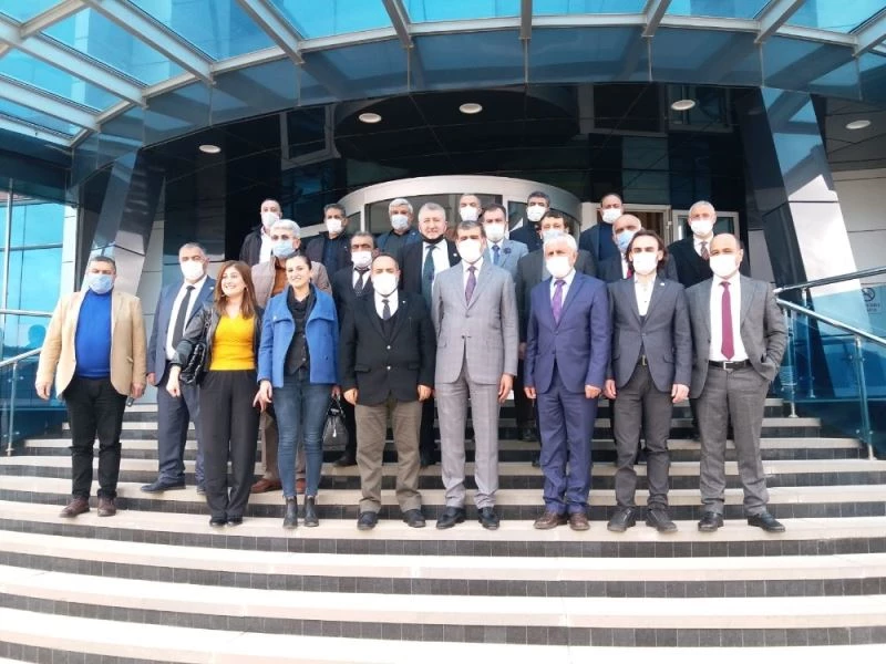 Gazetecilerden Altunkaya’ya  plaket
