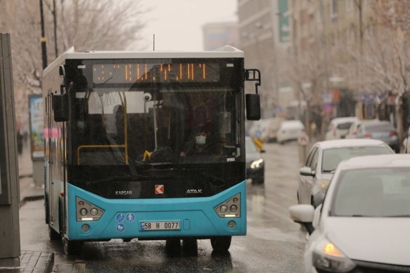 Belediyeden sınava gireceklere ulaşım kolaylığı
