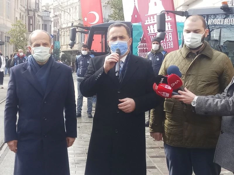 Beyoğlu sokaklarını yeri ve milli temizlik araçları temizleyecek
