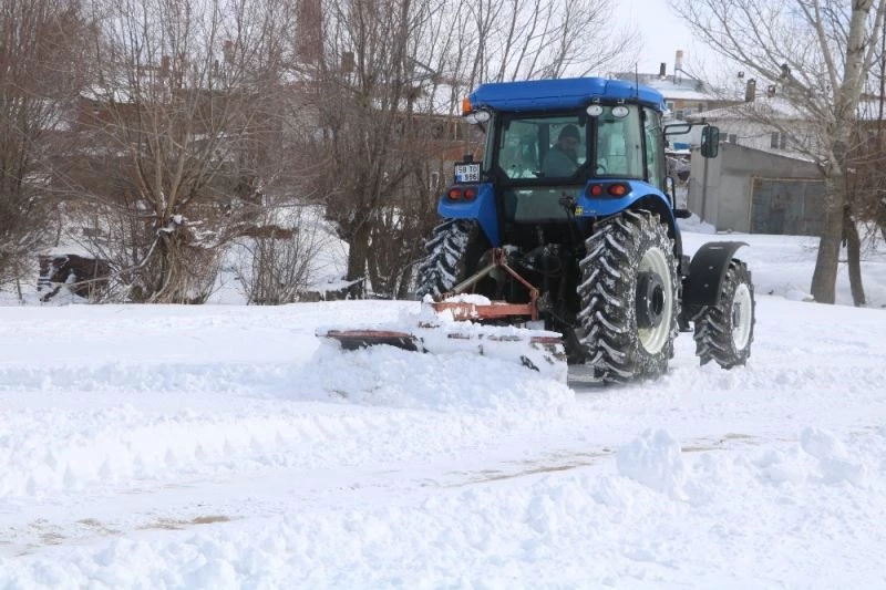 Devlete yük olmamak için kendi yollarını kendileri açıyor
