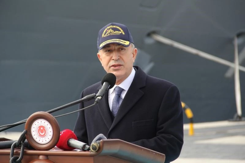 Bakan Akar: “İnler teröristlerin başlarına yıkıldı”
