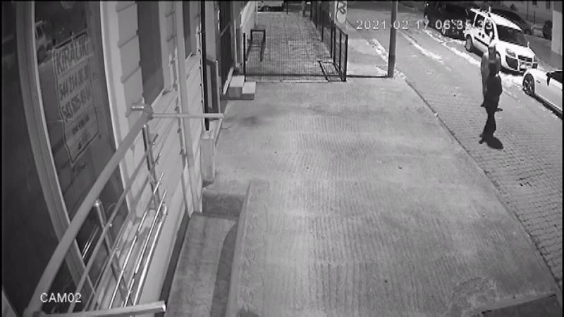 Çanakkale’de inşaat firması görünümlü kumarhaneye baskın
