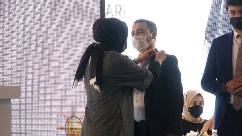 CHP’yi terör örgütü sempatizanlarına kucak açmakla suçladı, AK Parti’ye geçti
