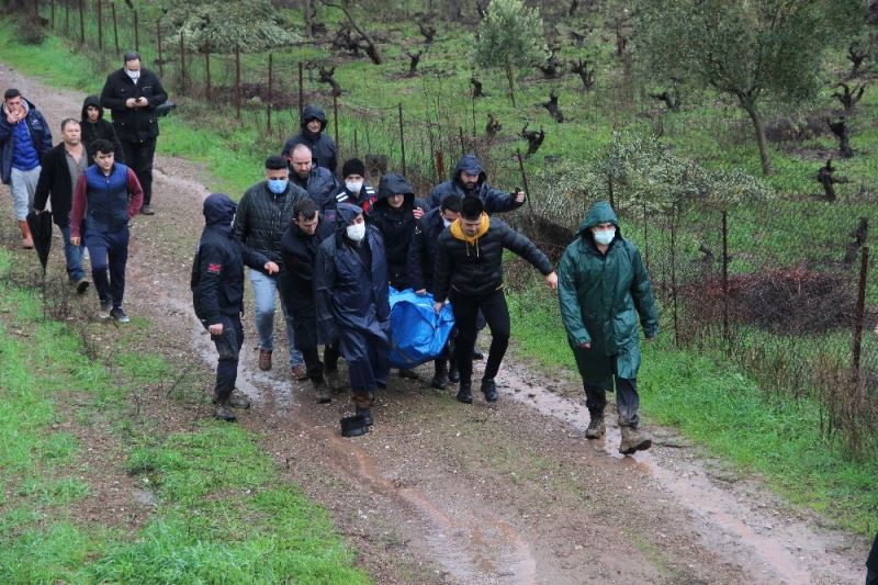 İzmir’deki selde 2 kişinin cansız bedenine ulaşıldı
